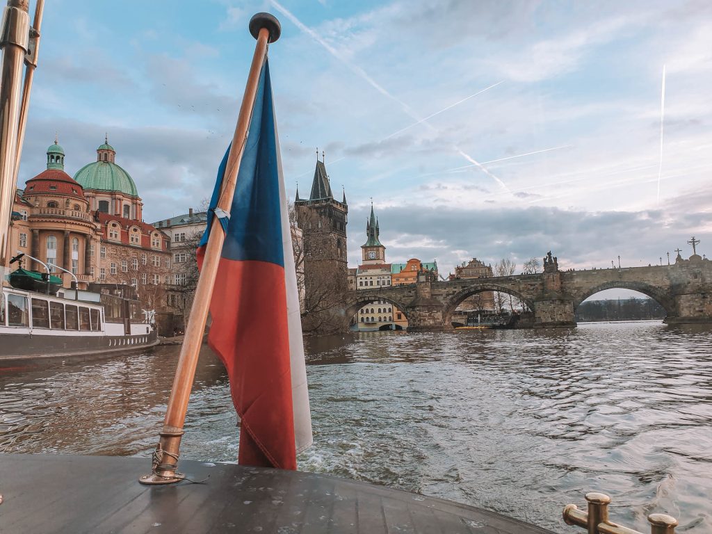 Prag Moldau Bootstour