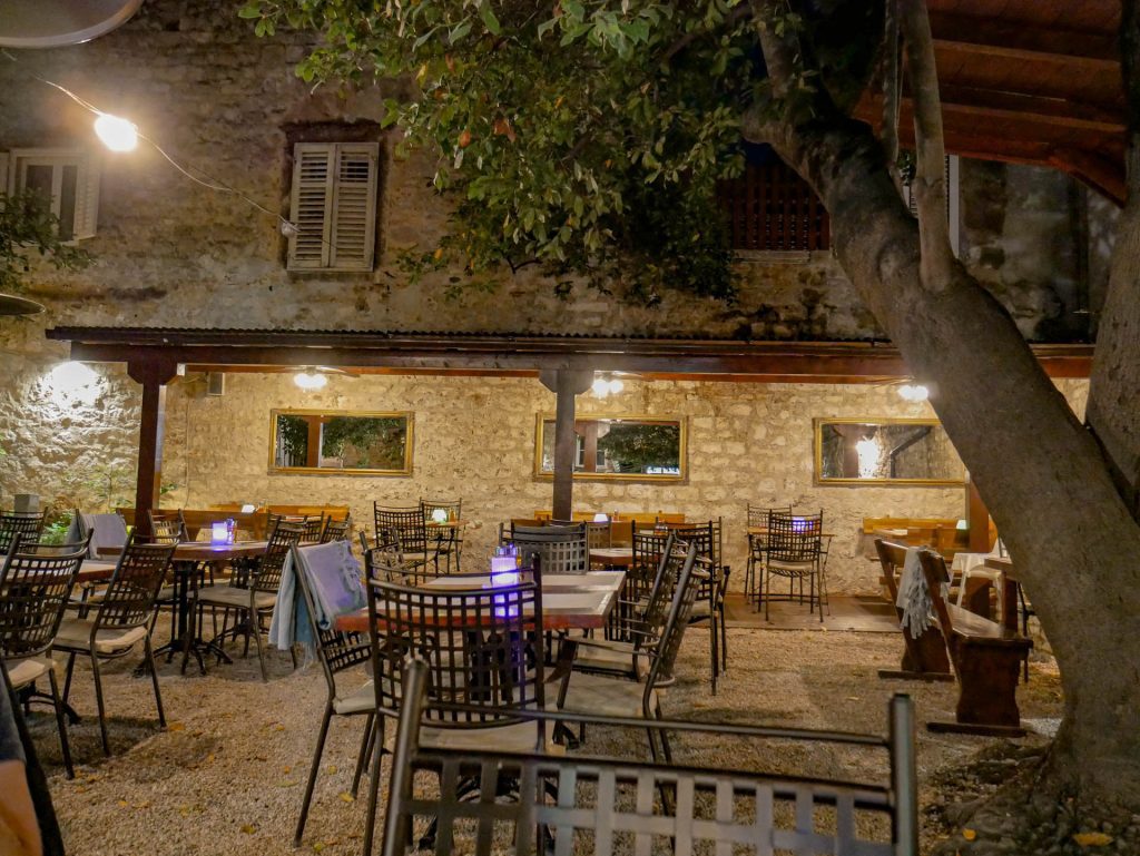 Zadar Lokal