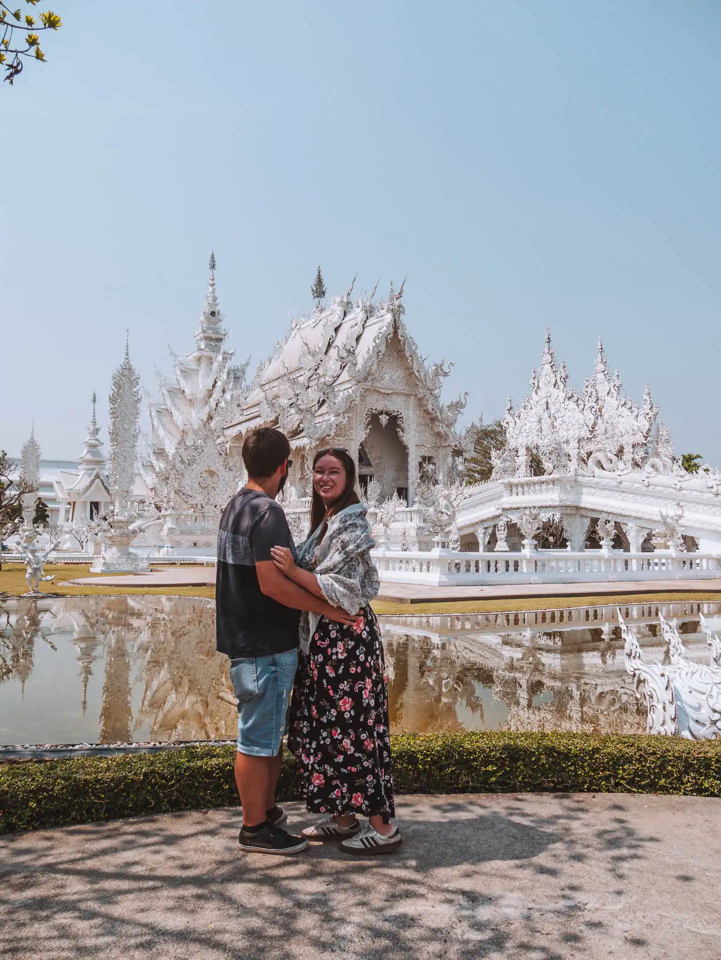 Weißer Tempel Kleiderordnung Chiang Rai