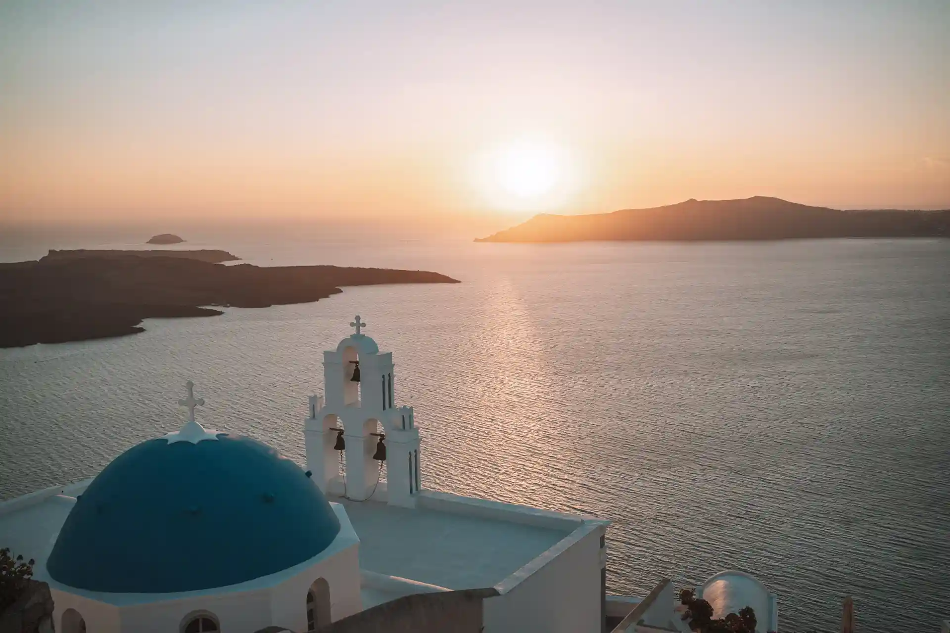 Santorini Three Bells of Fira - Sehenswürdigkeiten auf Santorini
