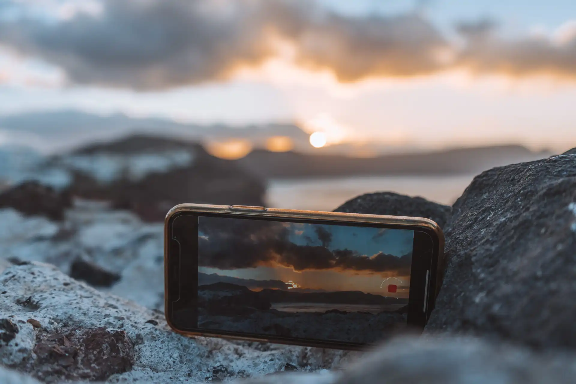 Sonnenaufgang durch Handy Santorini